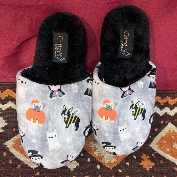 Critter Creations Lil Dogs In Halloween Costumes Slippers Size Medium 7/8 - Picture 1 of 6